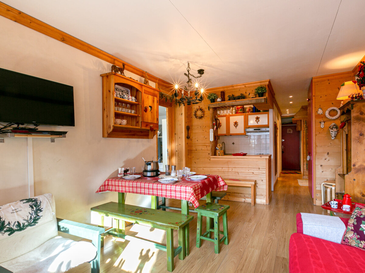 Appartement 2 pièces Val-d'Isère, balcon sud et casier ski - Photo 2