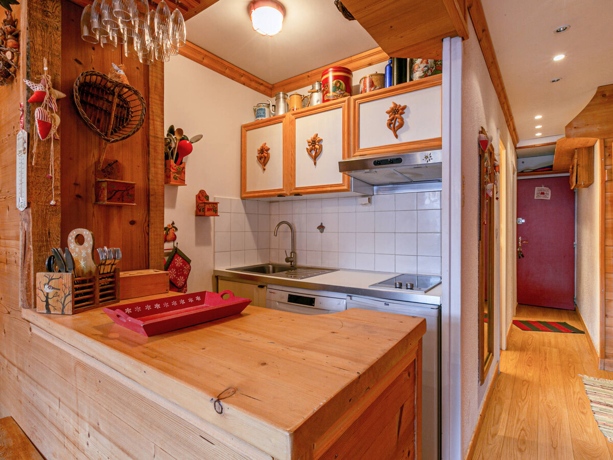 Appartement 2 pièces Val-d'Isère, balcon sud et casier ski - Photo 5