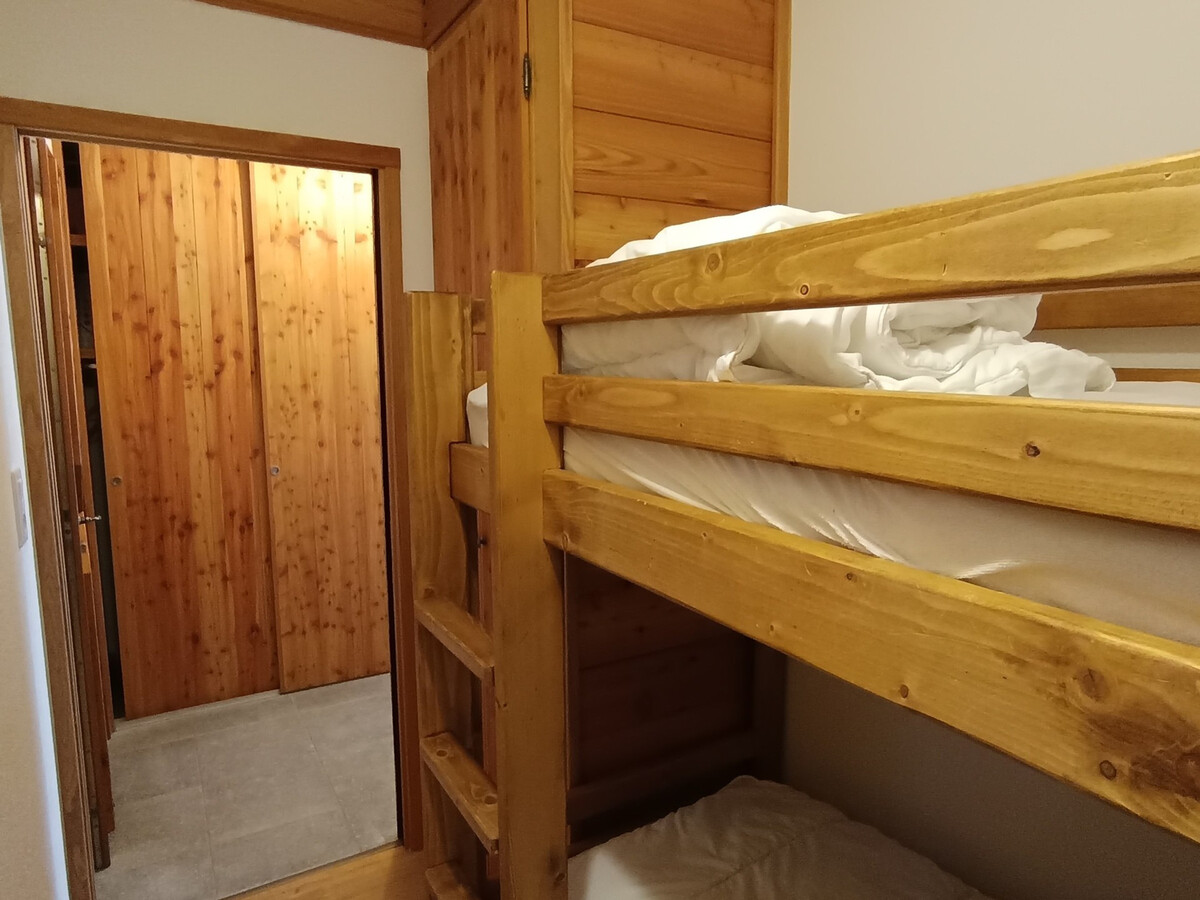Appartement skis aux pieds, terrasse 16m², box fermé - Photo 7