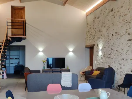 Grand gîte rénové, piscine intérieure chauffée, 14 pers. à Cheffois : photo 8