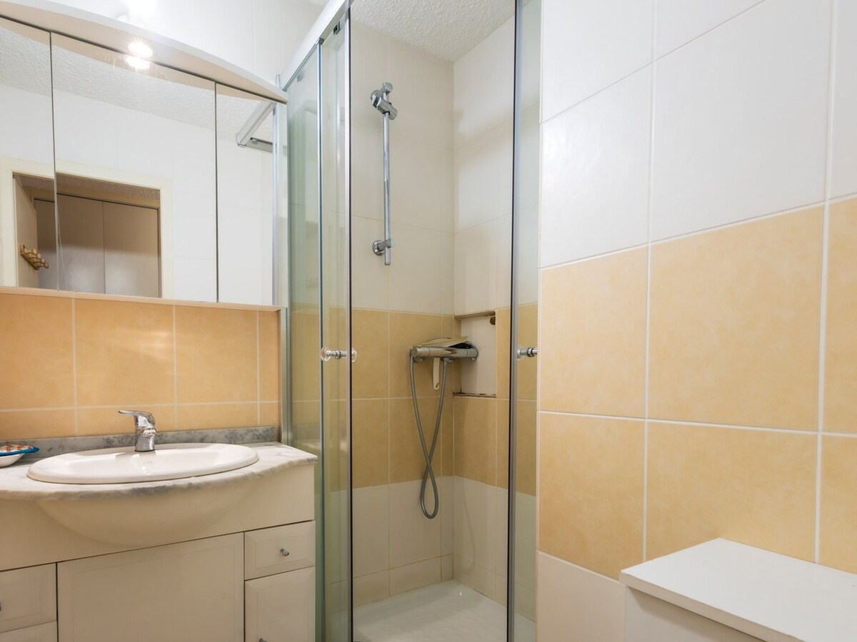 Appart 2 pièces cabine 6 pers, balcon sud-ouest à Valloire - Photo 13