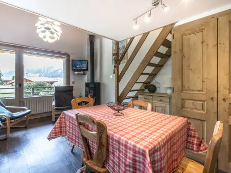 Location appartement à La Clusaz, Charmant appartement 3*, proche pistes, poêle à bois, garage, WIFI