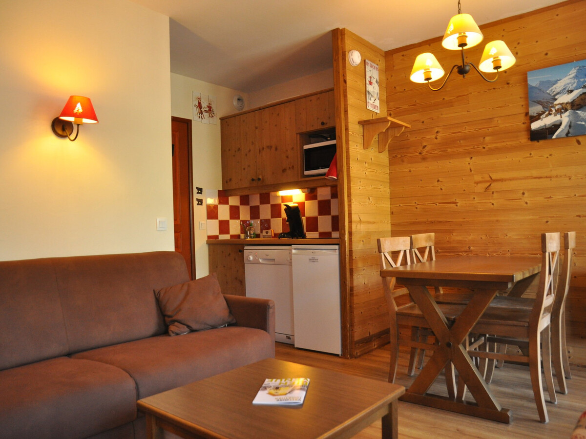 Appartement 2 pièces Valloire, balcon, casier à skis - Photo 4
