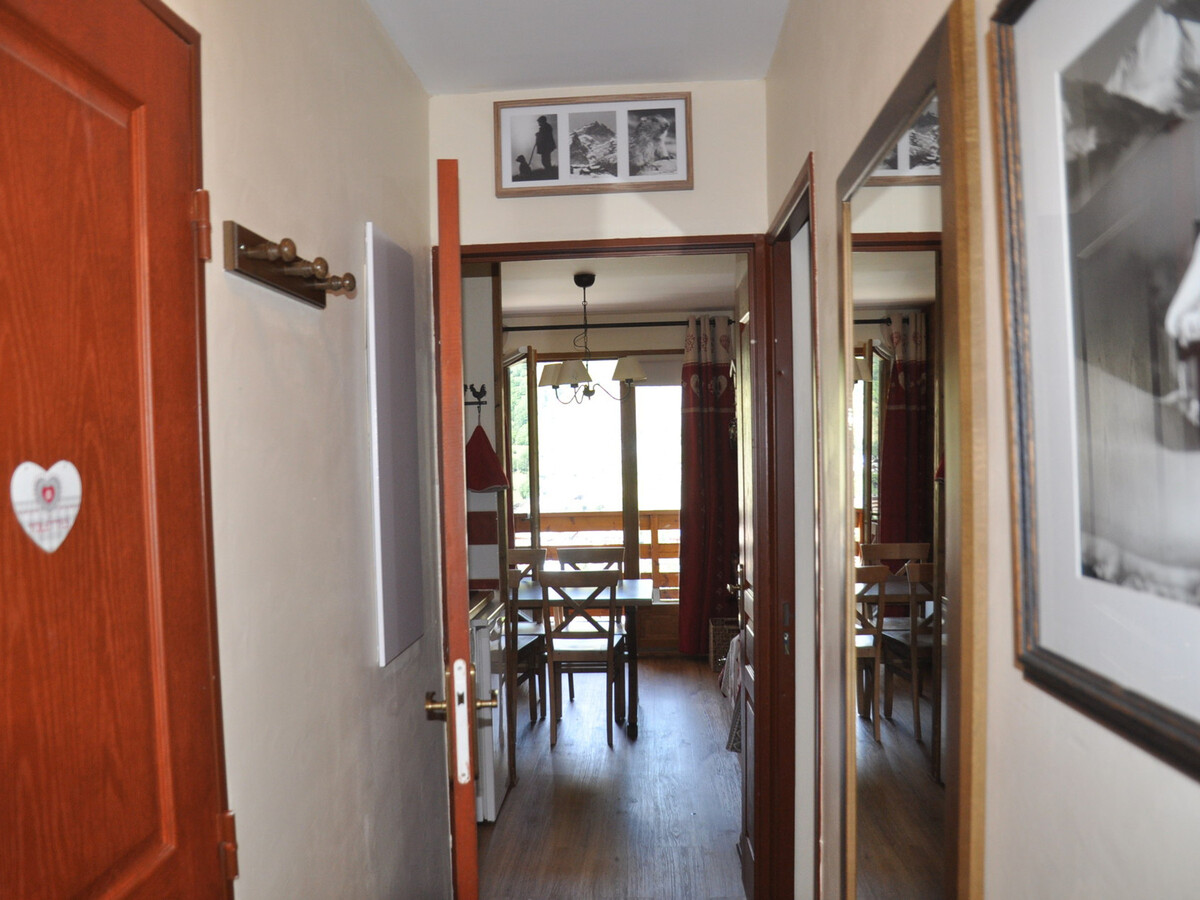 Appartement 2 pièces Valloire, balcon, casier à skis - Photo 10