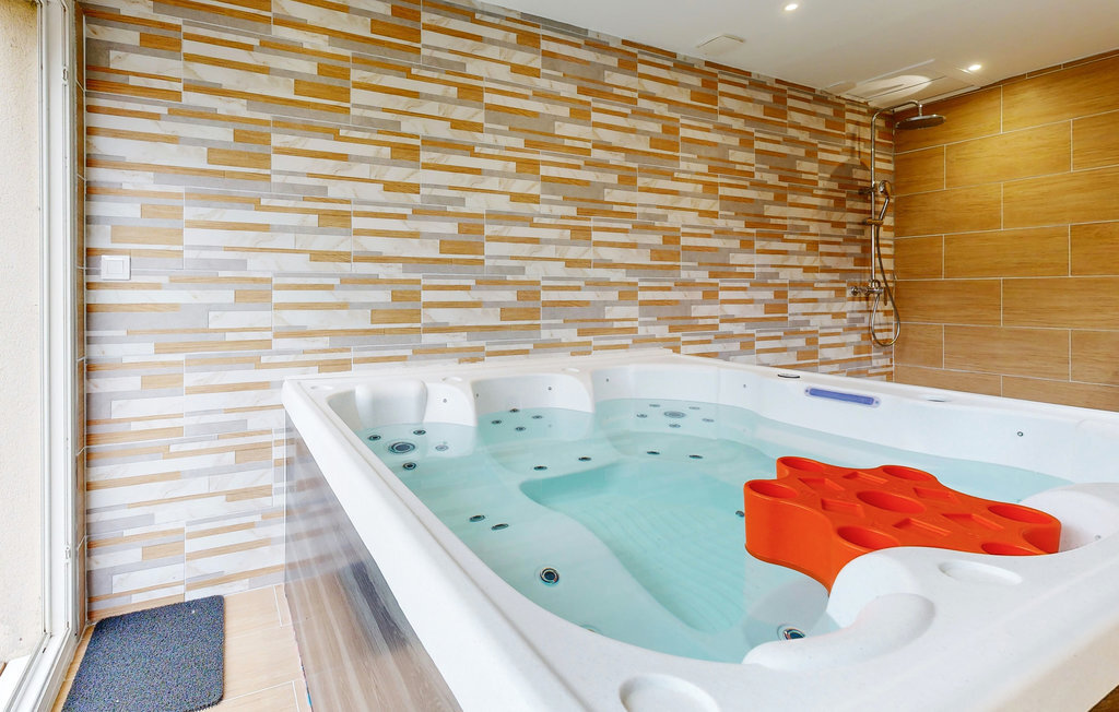 Maison 5 chambres face à la plage, jacuzzi - Photo 21