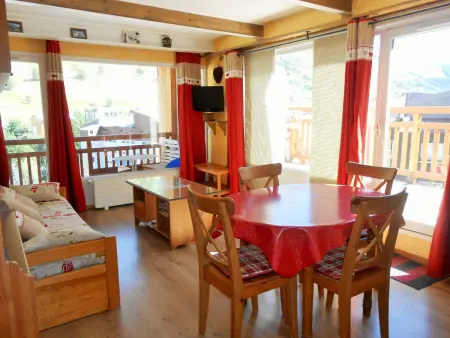 Location appartement à Les Deux Alpes, Studio ensoleillé avec balcon aux Deux Alpes