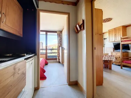 Appartement 2P pour 4 aux Menuires, ski aux pieds et balcon : photo 10