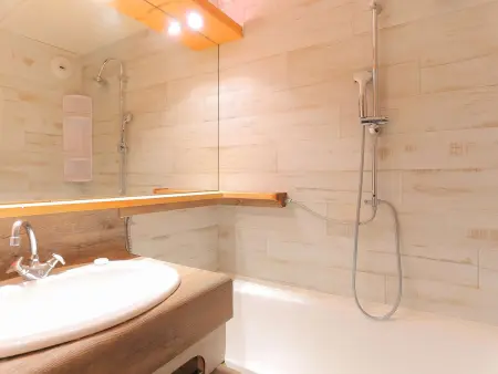 Appartement rénové 5 pers. à Val Thorens, ski aux pieds, balcon sud : photo 8