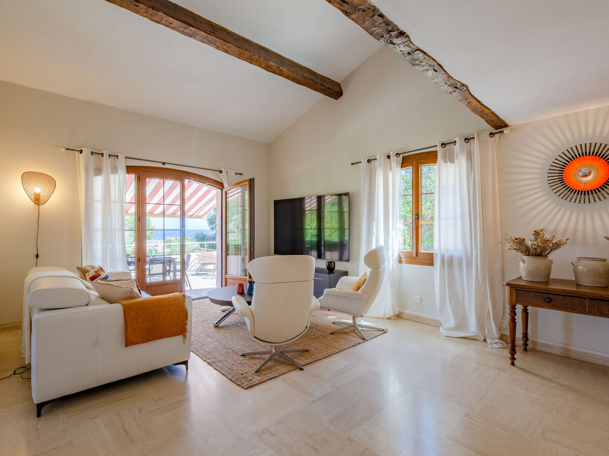 Villa Le Beauregard – 8 pers, piscine chauffée et vue mer - Photo 7