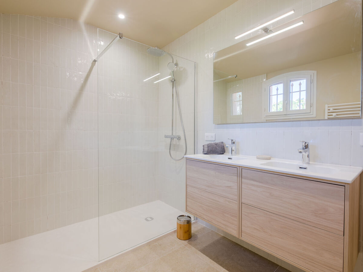 Villa Le Beauregard – 8 pers, piscine chauffée et vue mer - Photo 20