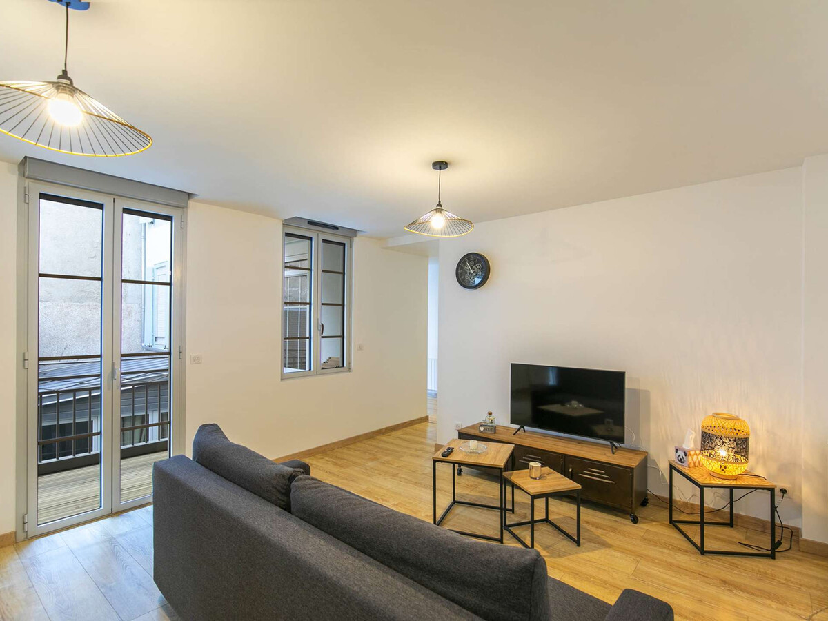 Appartement 4-8 pers, centre Cauterets, balcon 13 m² - Photo 2