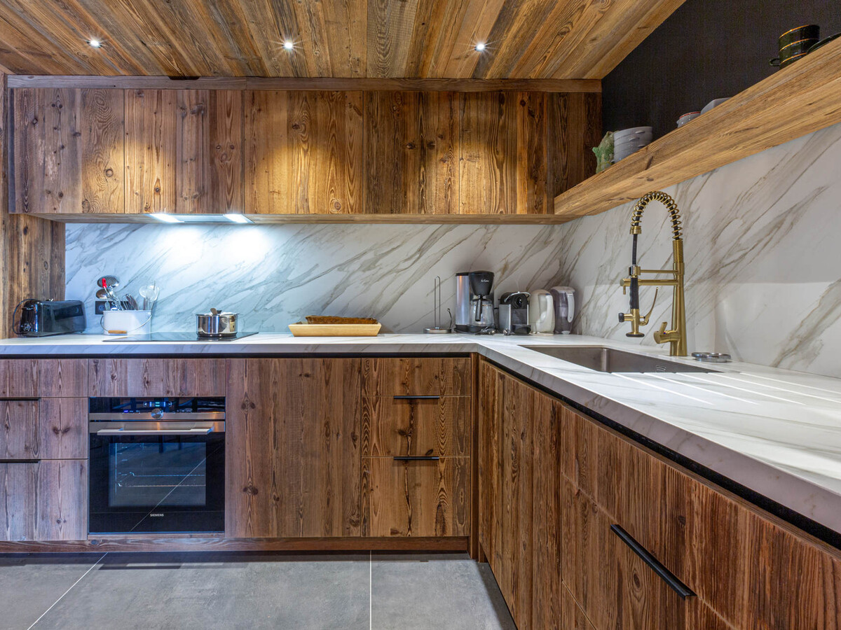 Appartement 4 pièces + studio, terrasse Sud, centre Val-d'Isère - Photo 9