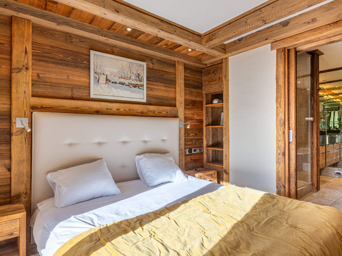 Appartement 4 pièces + studio, terrasse Sud, centre Val-d'Isère - Photo 10