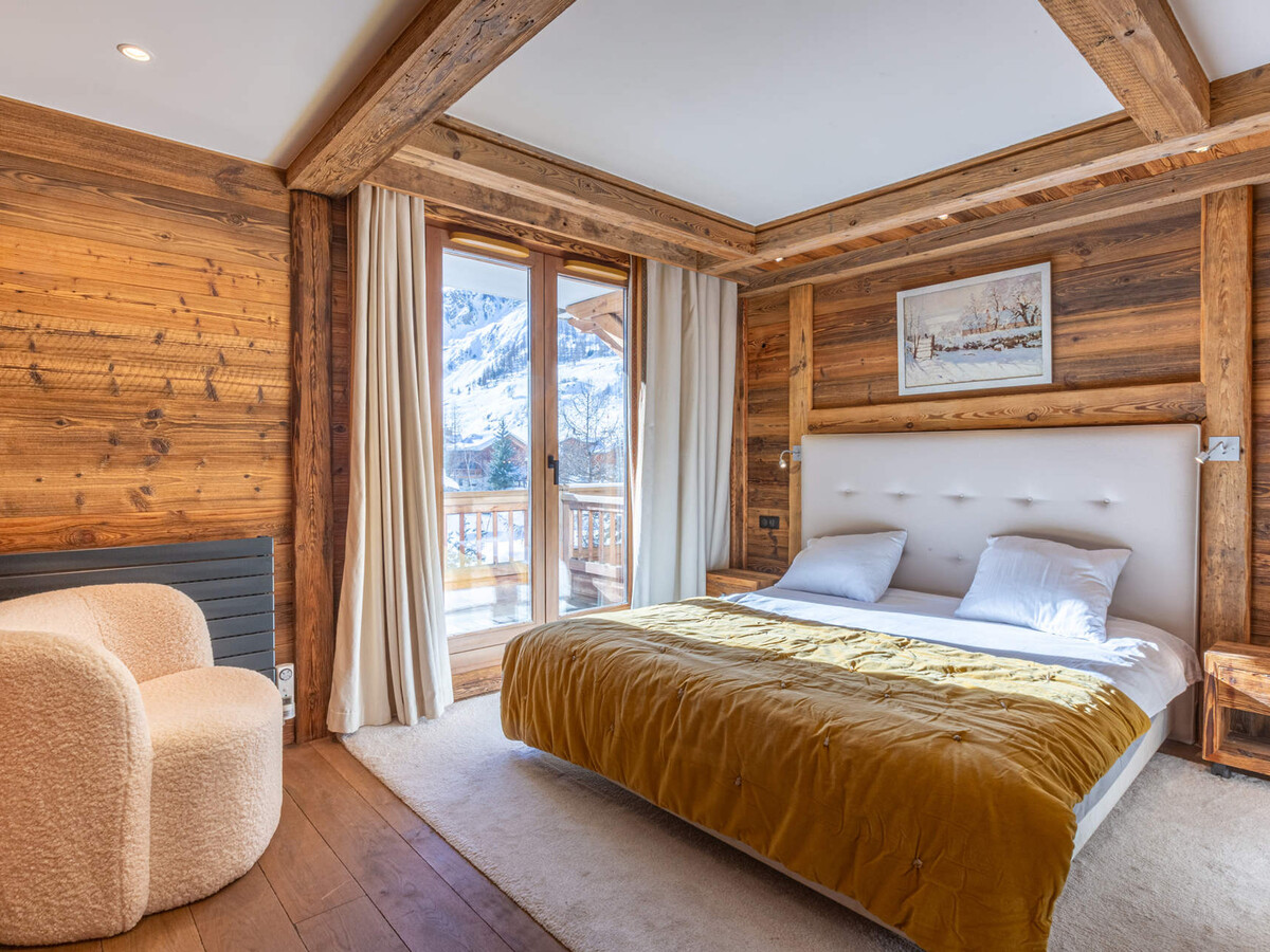 Appartement 4 pièces + studio, terrasse Sud, centre Val-d'Isère - Photo 12