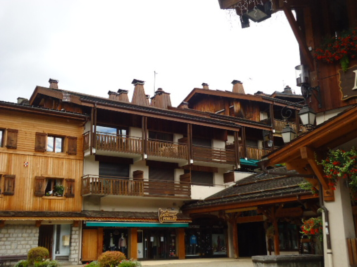 Studio cabine 4 pers. avec balcon sud à La Clusaz - Photo 11
