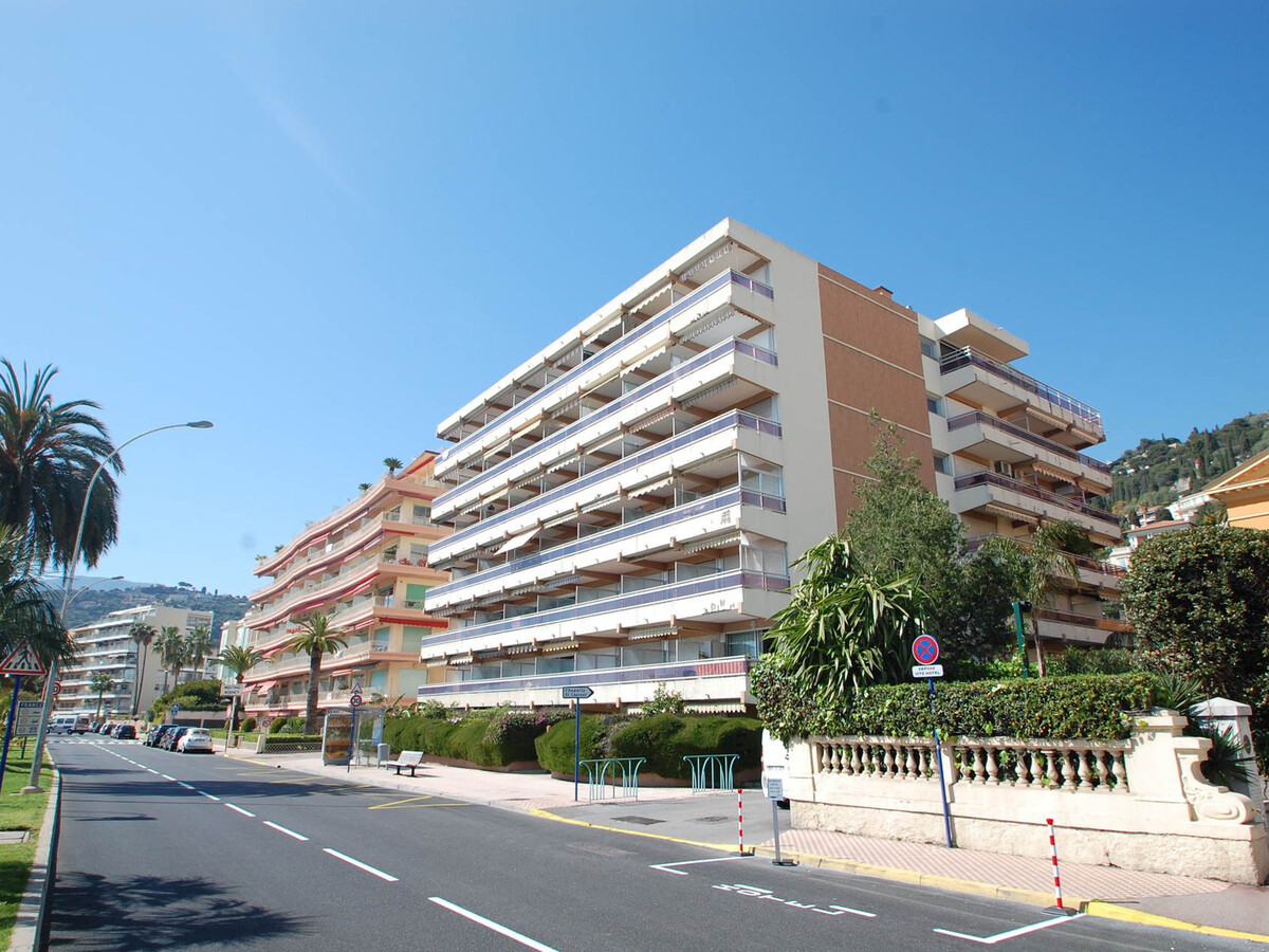 Studio climatisé rénové 30m² à Menton, proche mer - Photo 11