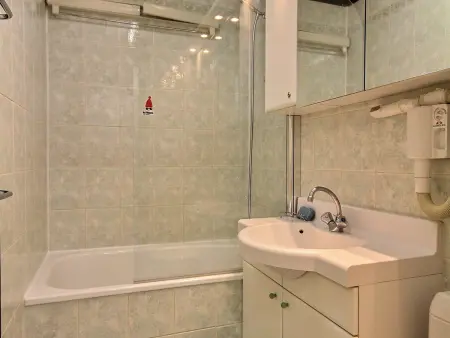 Appartement 4 pers. vue Mont-Blanc, pistes à 50 m, La Plagne : photo 7