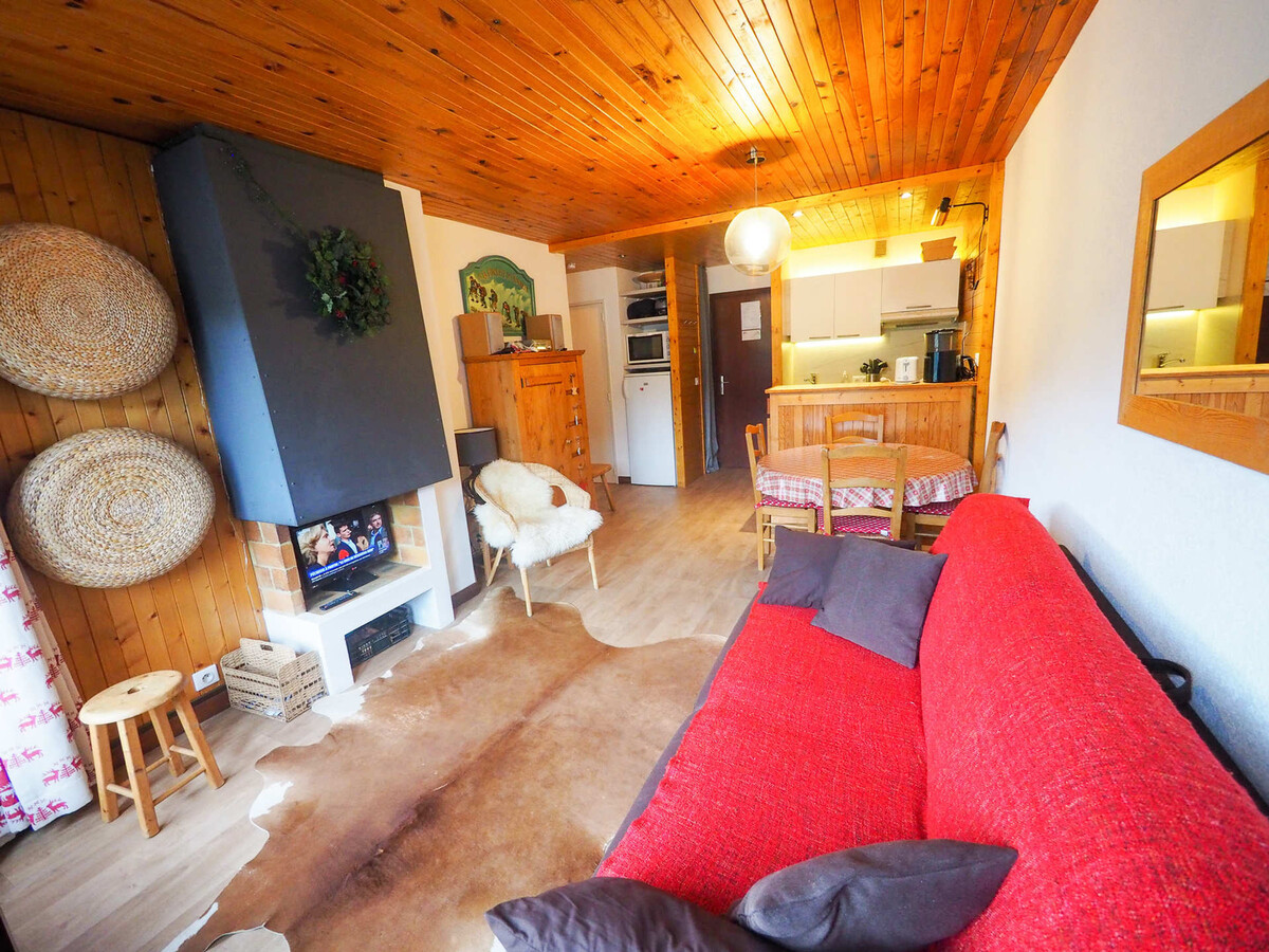 Appartement 2 pièces balcon sud, vue pistes à La Clusaz - Photo 2