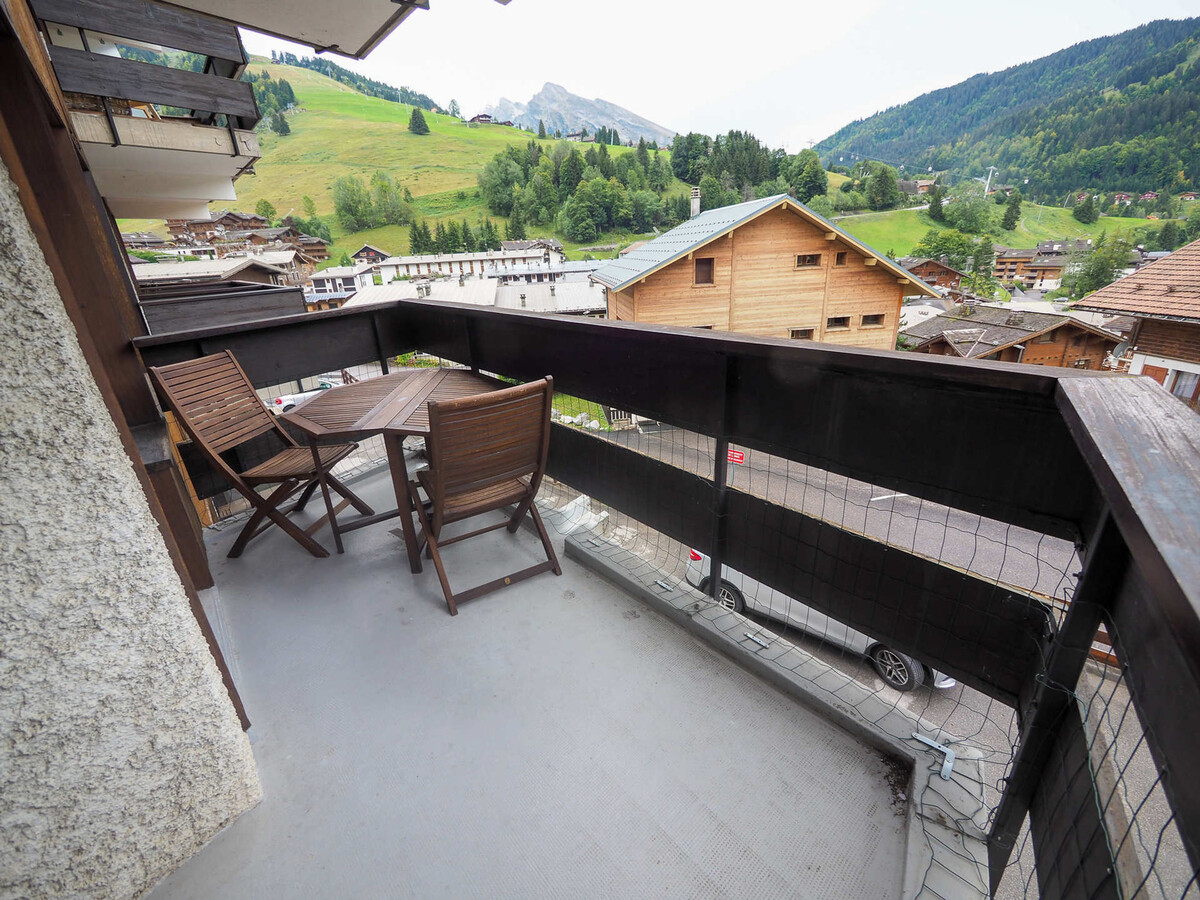 Appartement 2 pièces balcon sud, vue pistes à La Clusaz - Photo 8