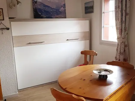 Studio rénové cœur de station avec casier à skis à Montchavin : photo 2