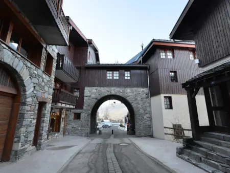 Studio rénové cœur de station avec casier à skis à Montchavin : photo 12