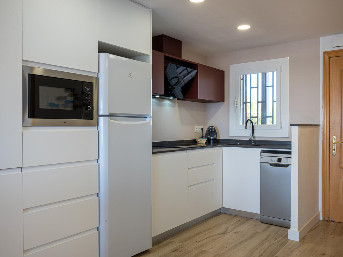 Appartement rénové face plage, piscine à Creixell - Photo 13