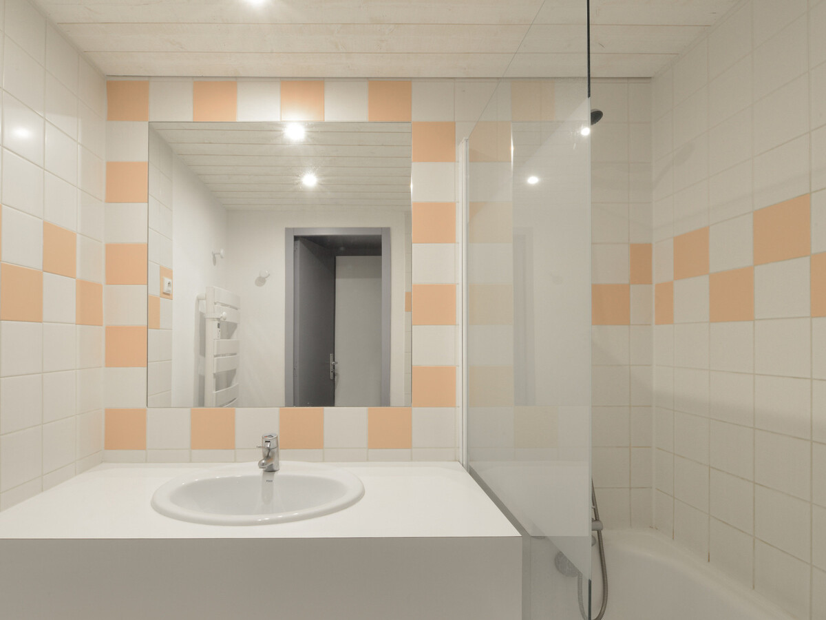 Studio rénové 26m² balcon sud, skis aux pieds à Plagne Aime - Photo 8