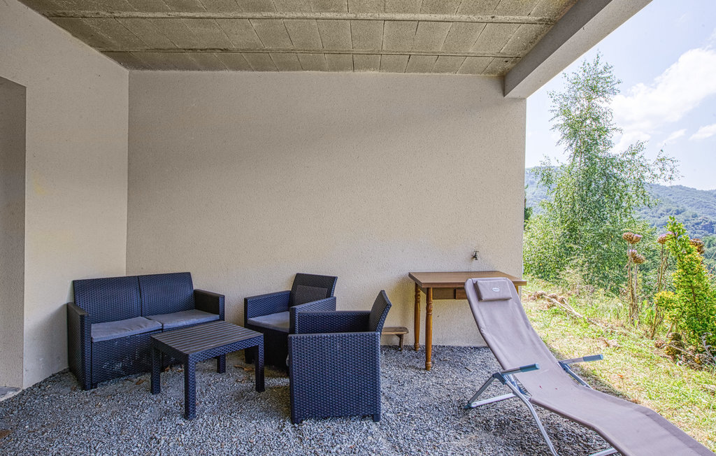Appartement 2 chambres Conques-en-Rouergue, terrasse vue nature - Photo 9