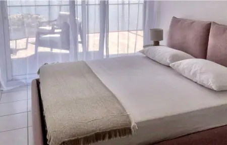 Appartement avec piscine et vue mer à La Turbie : photo 14