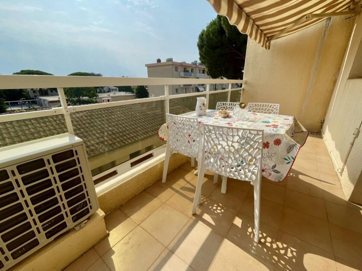 Appartement 2 pièces climatisé avec garage, Cavalaire-sur-Mer - Photo 2