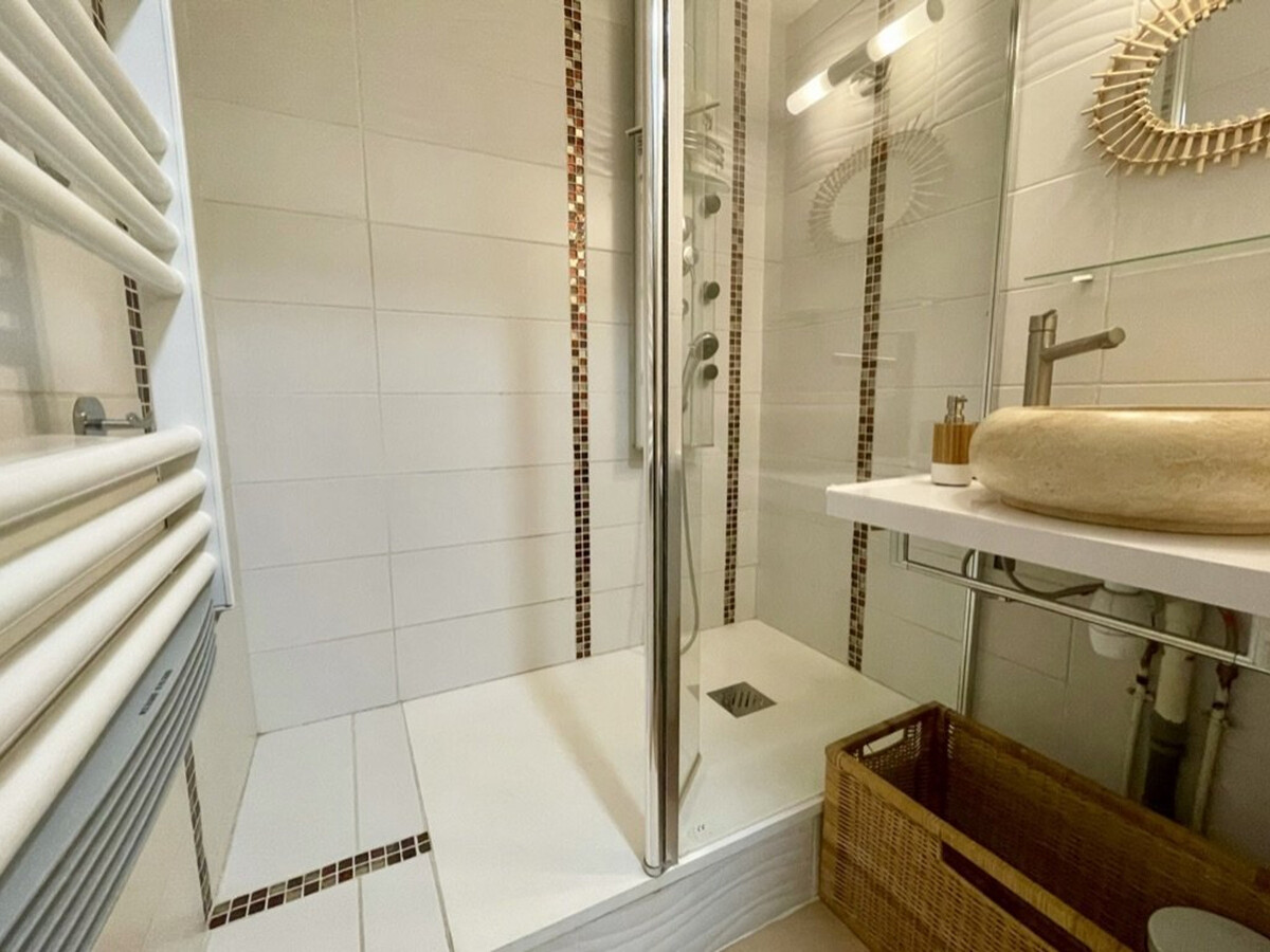 Appartement 2 pièces climatisé avec garage, Cavalaire-sur-Mer - Photo 17