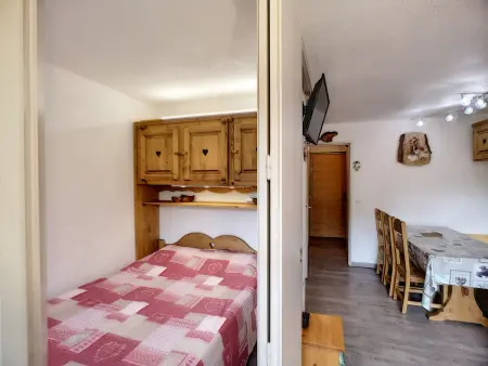 2 pièces + cabine rénové, 6 pers, ski aux pieds, Appartement 6 personnes à Les Menuires : photo 4