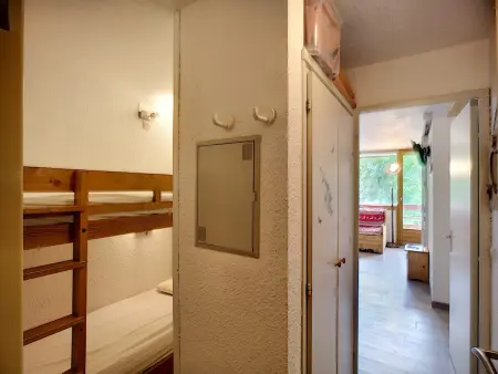 2 pièces + cabine rénové, 6 pers, ski aux pieds, Appartement 6 personnes à Les Menuires : photo 9