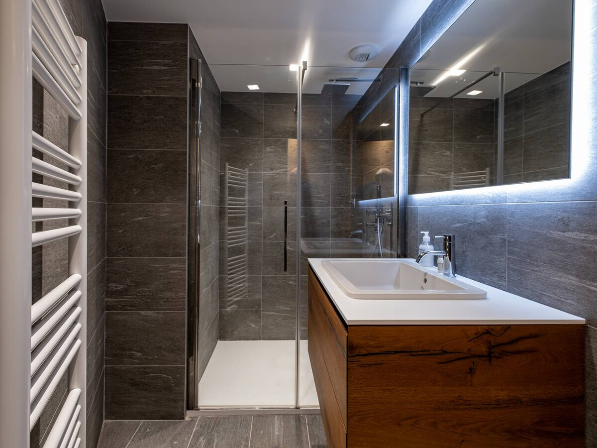 Appartement 8 pers. avec jacuzzi à Méribel-Mottaret - Photo 9