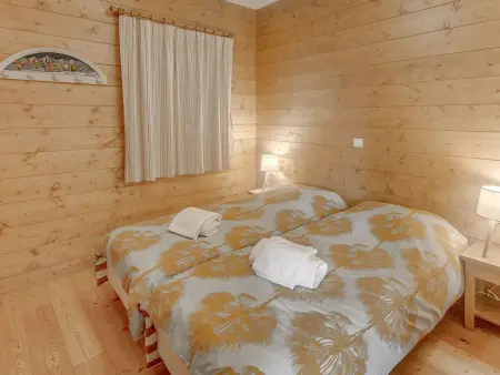 Appartement 2P Premium avec terrasse, piscine et spa : photo 6