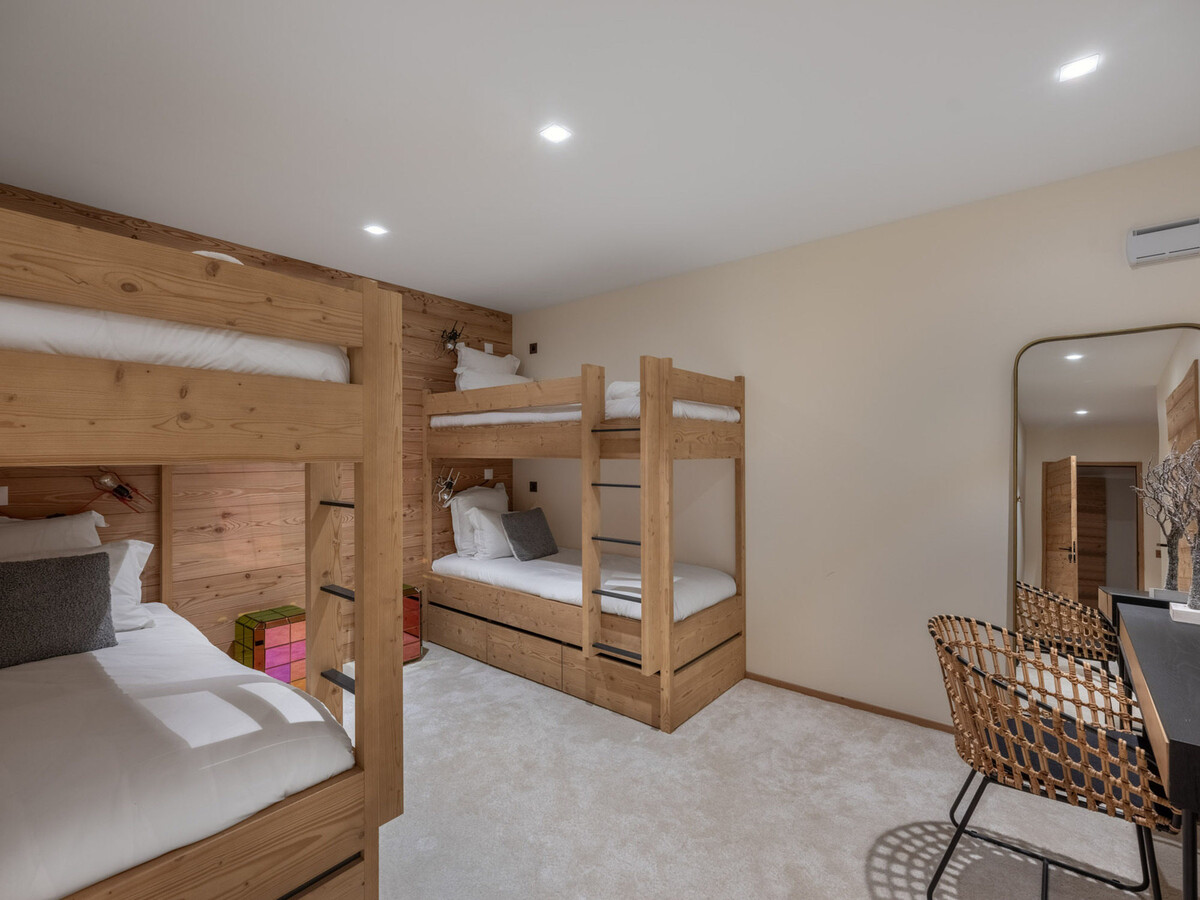 Appartement 151m² ski-in/ski-out, spa et piscine à Courchevel 1850 - Photo 5