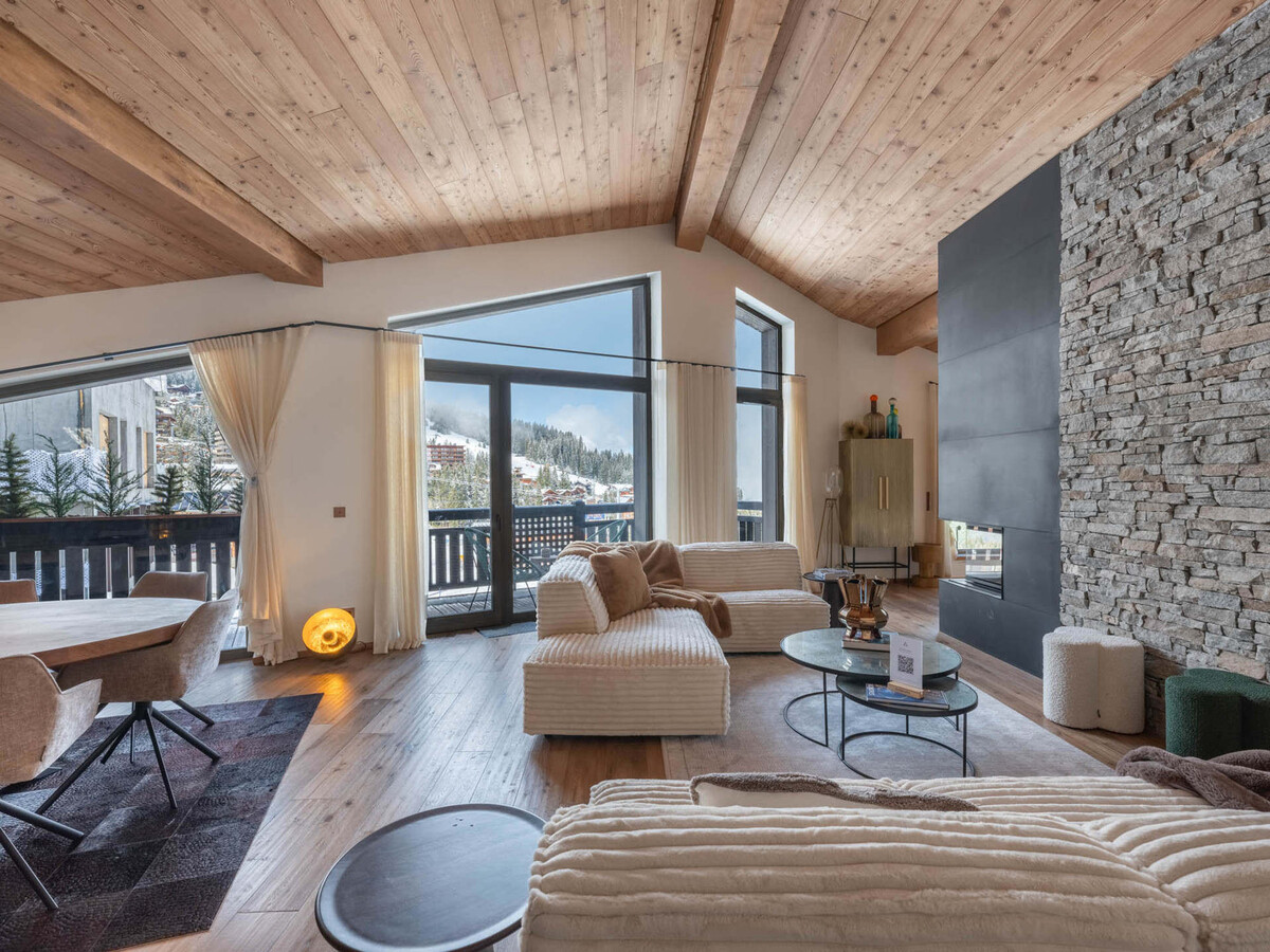 Duplex ski-in/ski-out 3 chambres avec spa à Courchevel 1850 - Photo 1