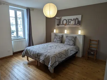 Gîte 8 personnes avec piscine couverte et jardin clos : photo 18