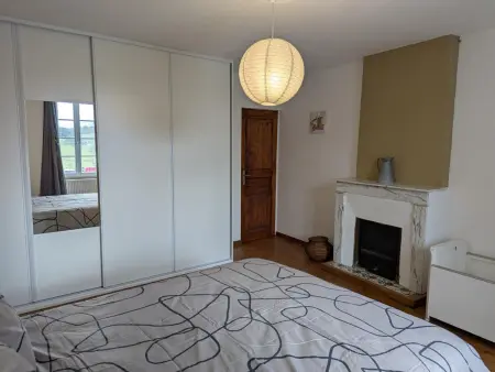 Gîte 8 personnes avec piscine couverte et jardin clos : photo 21