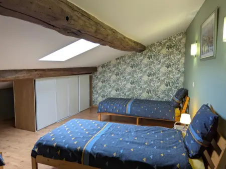 Gîte 8 personnes avec piscine couverte et jardin clos : photo 30