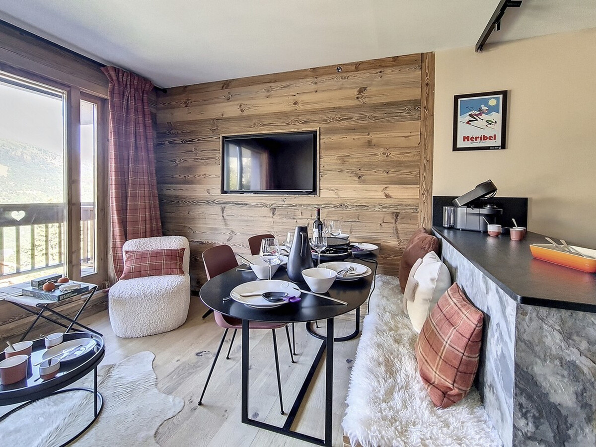 Appartement 35 m² rénové, balcon Ouest, vue pistes - Photo 2