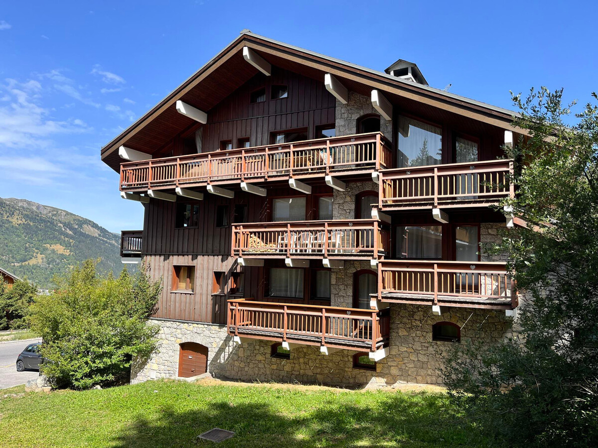 Appartement 35 m² rénové, balcon Ouest, vue pistes - Photo 11