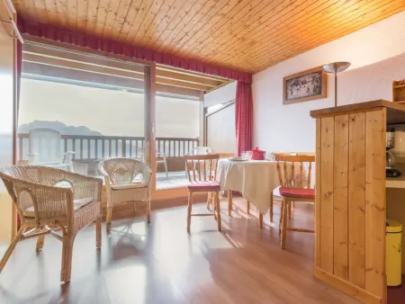 Location appartement à Montvalezan La Rosière, Studio lumineux au centre station avec balcon sud