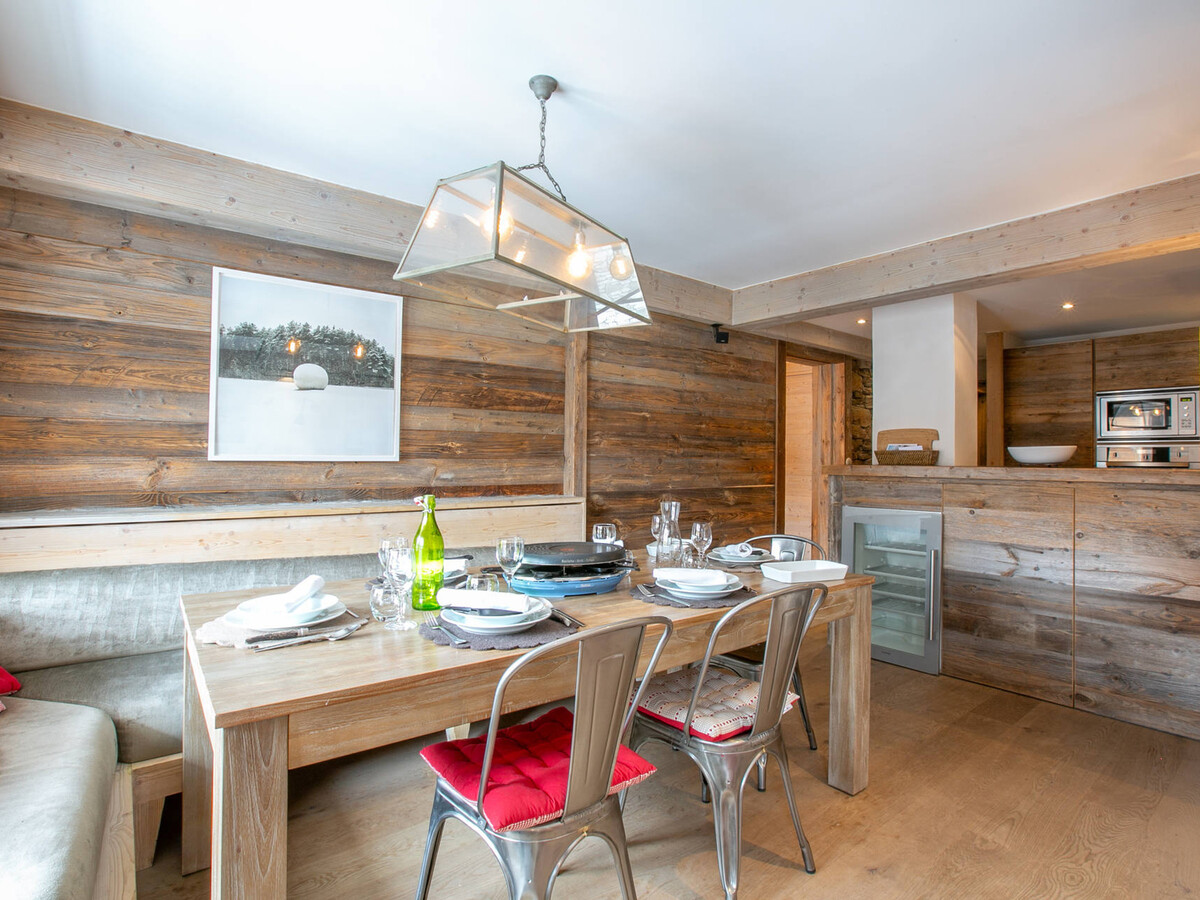 Appartement 4 pièces haut standing, 95 m², balcon sud, Val-d'Isère - Photo 4