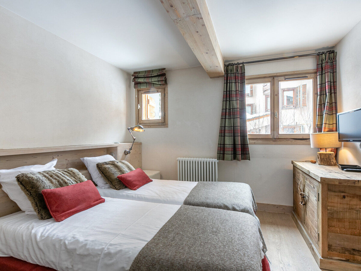 Appartement 4 pièces haut standing, 95 m², balcon sud, Val-d'Isère - Photo 10