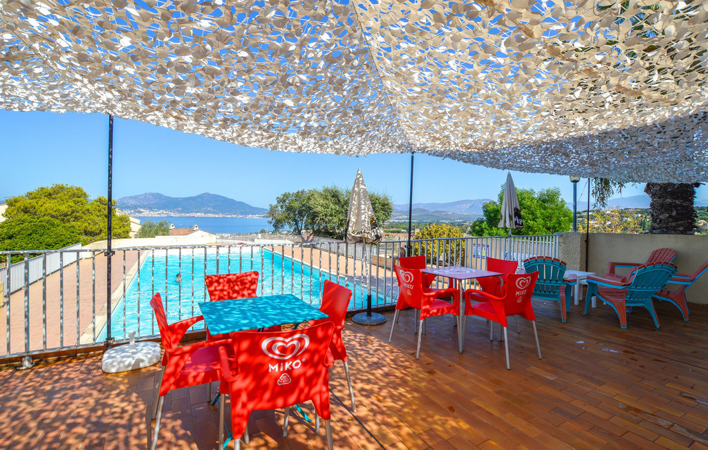 Maison 2 chambres avec piscine et vue mer à Porticcio - Photo 2