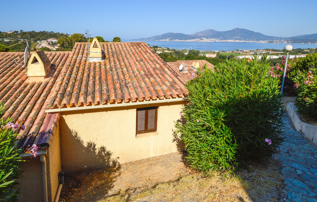 Maison 2 chambres avec piscine et vue mer à Porticcio - Photo 10