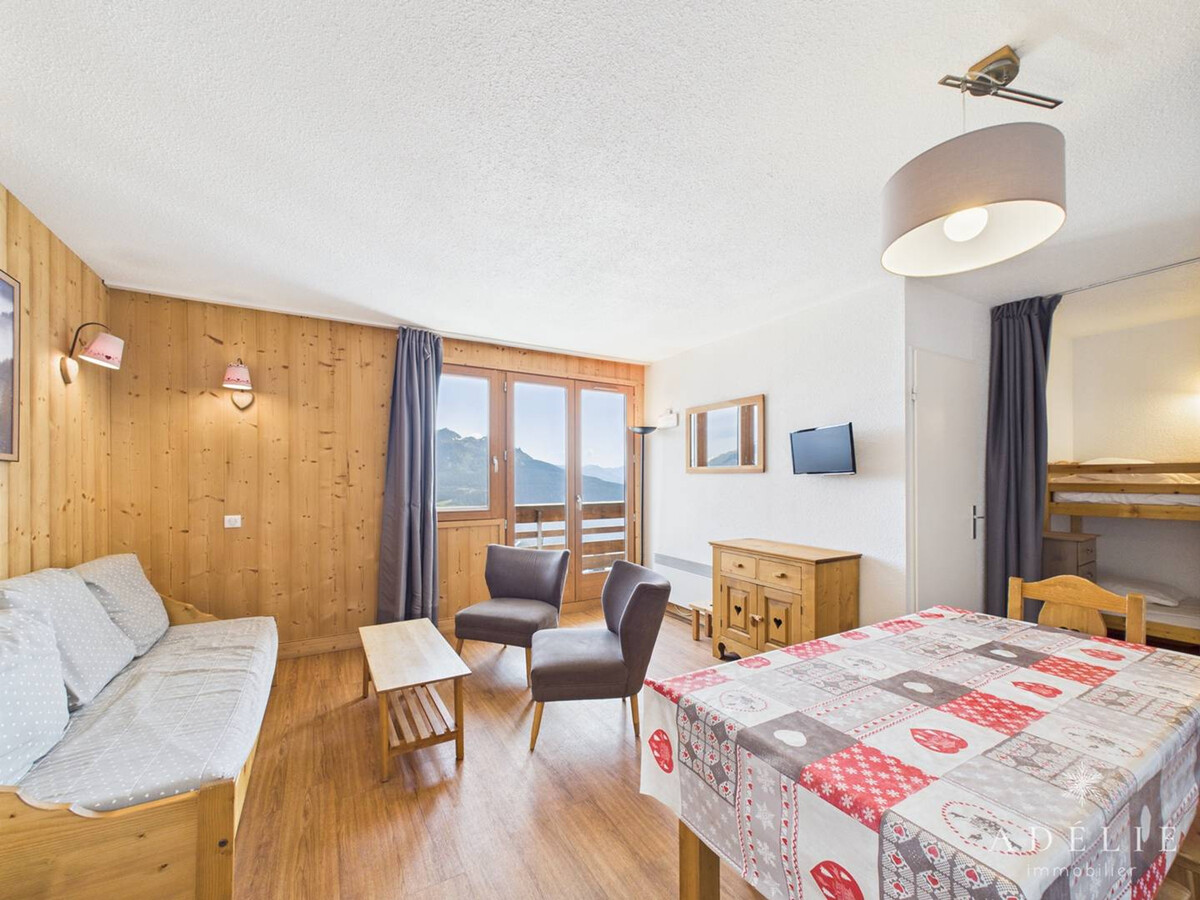 T2 skis aux pieds à Montvalezan, balcon sud, 6 personnes - Photo 2