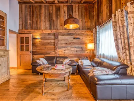 Appartement 81m² Courchevel 1850, balcon, baignoire balnéo : photo 5