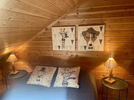 Haut de chalet 100m² avec sauna aux Angles, 6 pers. : photo 7